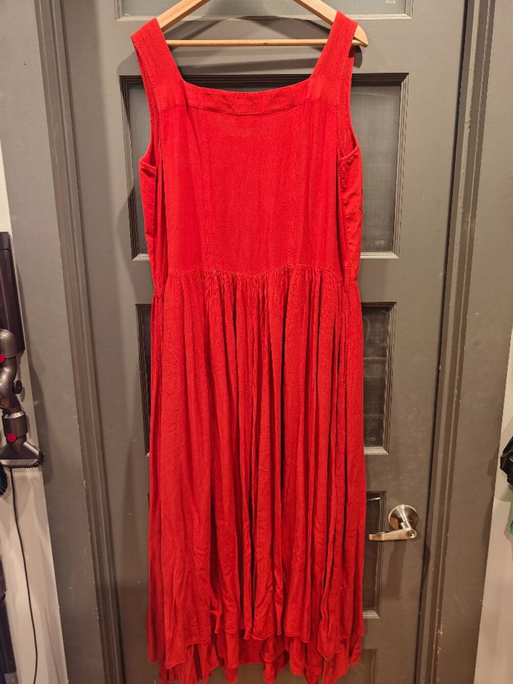 HolyClothing Danu Maxi Dress XL/1X Poppy Red - Picture 4 of 5